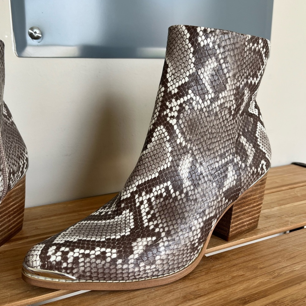 Dolce Vita boots